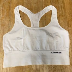 NWOT Calvin Klein sports bra large